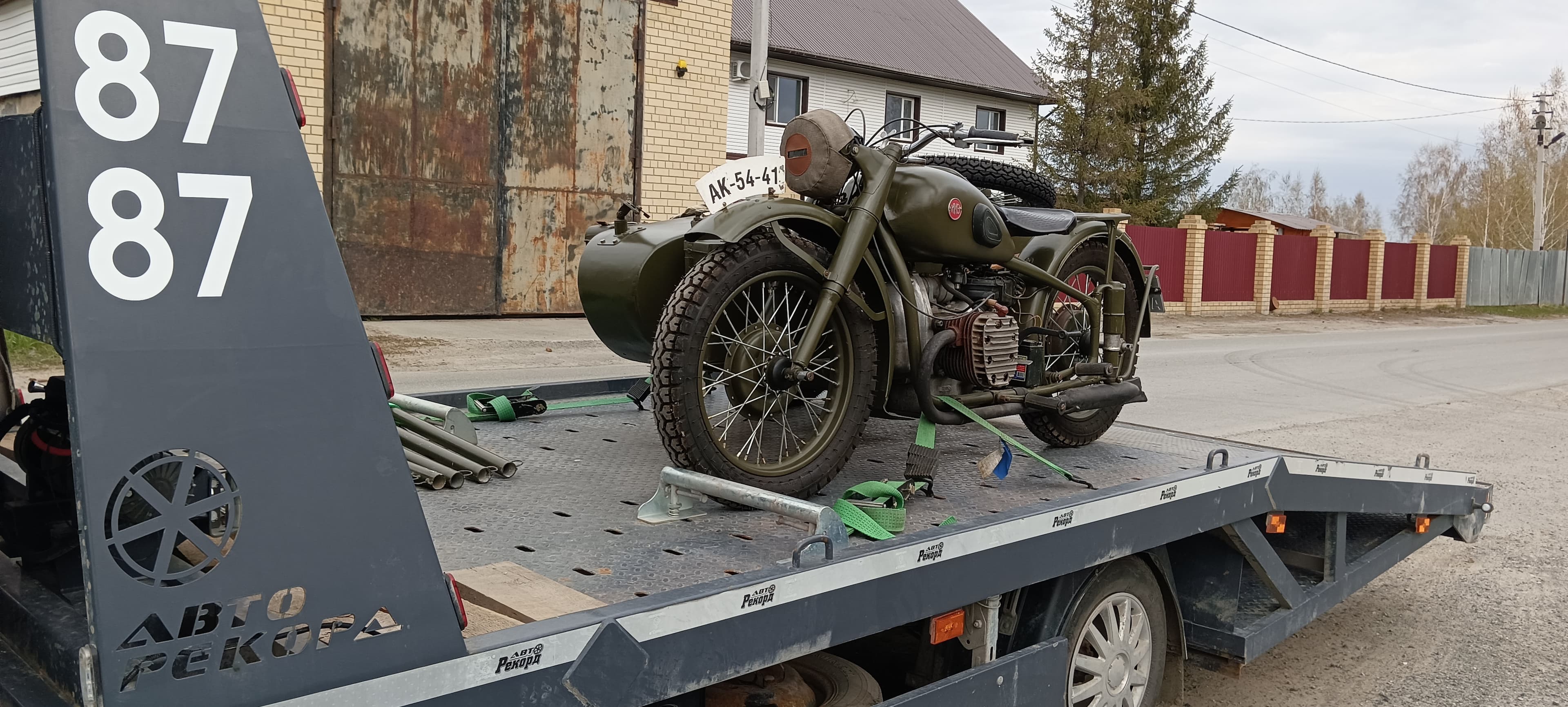 Эвакуатор в Тюмени - эвакуация легкового автомобиля